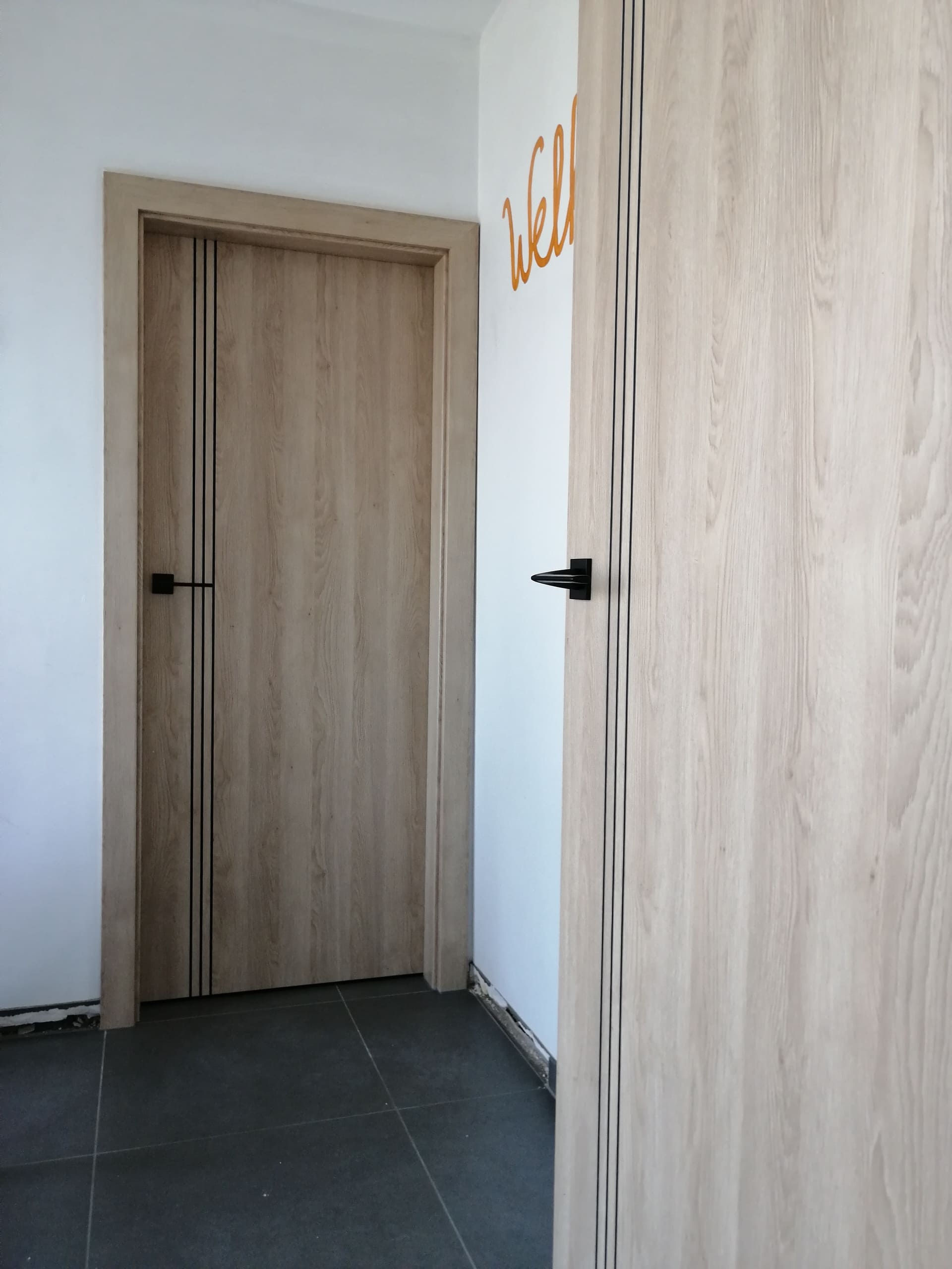 Moderne binnendeuren realisatie te Beringen